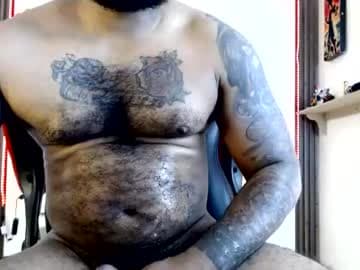 https://onlyfans.com/damianhot420