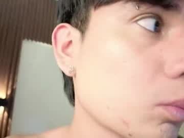 DAVOXER- pls follow me <3