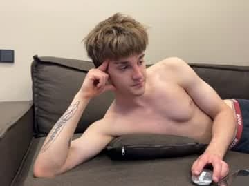exclusiveflexboy