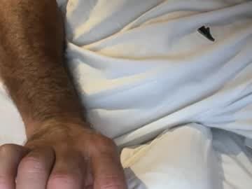 S R