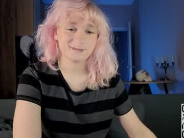 https://fansly.com/Gregory_Byyrd?r=