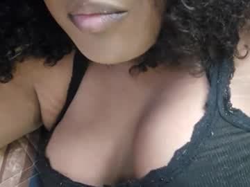 Joanieluvschachi(Trans-Girl)