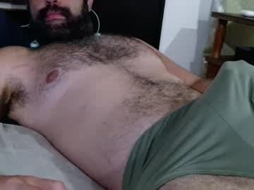 machoathome