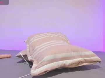 MIA (INDEPENDENT MODEL) ❤️