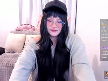 Omori Chan ฅ^>⩊<^ ฅ