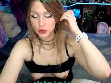 Roselyn ─ Xae ─ Xaevy ─ Vynne ─ Xaevynne ─ Mistress ─ Goddess ─ (whatever you prefer)  ||  onlyfans.com/xaevynne