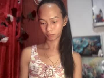 xandraluxe@gmail.com